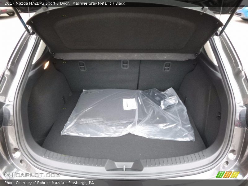 Machine Gray Metallic / Black 2017 Mazda MAZDA3 Sport 5 Door