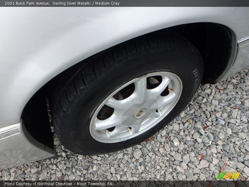 Sterling Silver Metallic / Medium Gray 2001 Buick Park Avenue