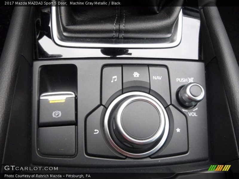 Machine Gray Metallic / Black 2017 Mazda MAZDA3 Sport 5 Door
