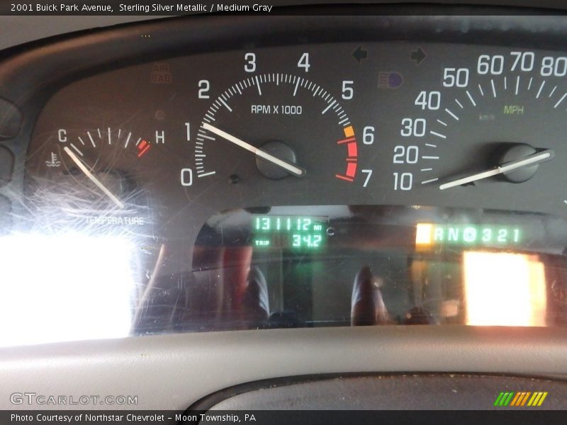 Sterling Silver Metallic / Medium Gray 2001 Buick Park Avenue