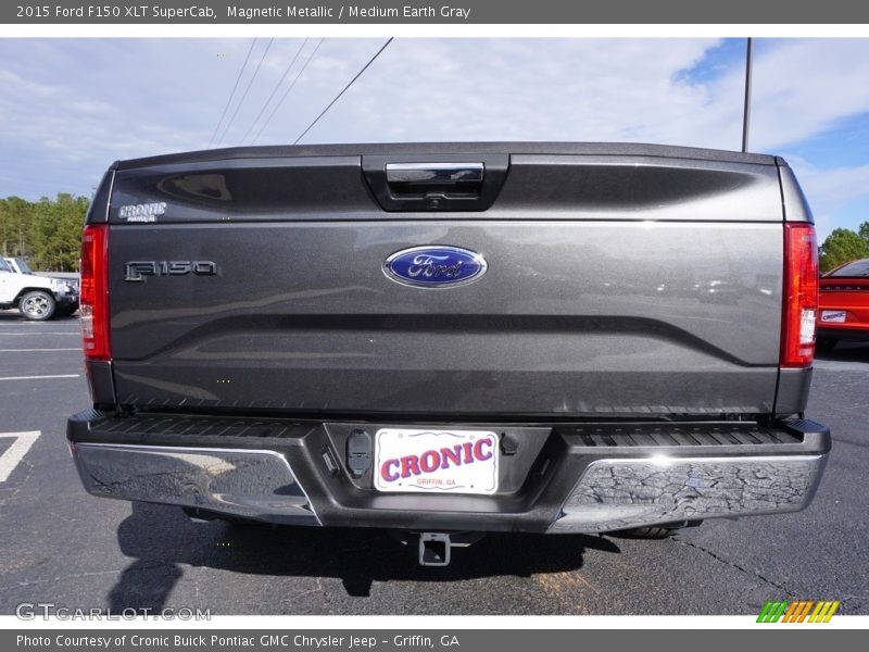Magnetic Metallic / Medium Earth Gray 2015 Ford F150 XLT SuperCab