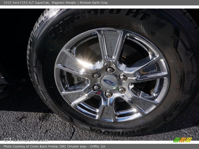 Magnetic Metallic / Medium Earth Gray 2015 Ford F150 XLT SuperCab