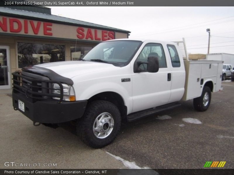 Oxford White / Medium Flint 2004 Ford F250 Super Duty XL SuperCab 4x4