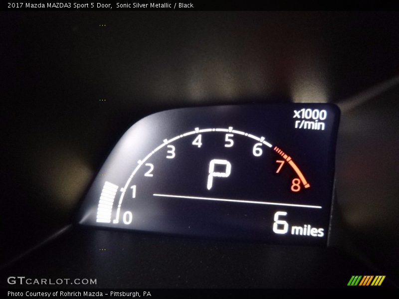 Sonic Silver Metallic / Black 2017 Mazda MAZDA3 Sport 5 Door