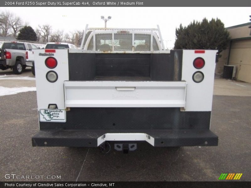 Oxford White / Medium Flint 2004 Ford F250 Super Duty XL SuperCab 4x4