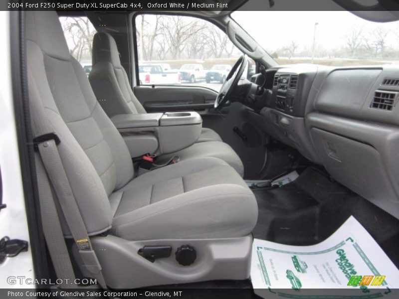 Oxford White / Medium Flint 2004 Ford F250 Super Duty XL SuperCab 4x4