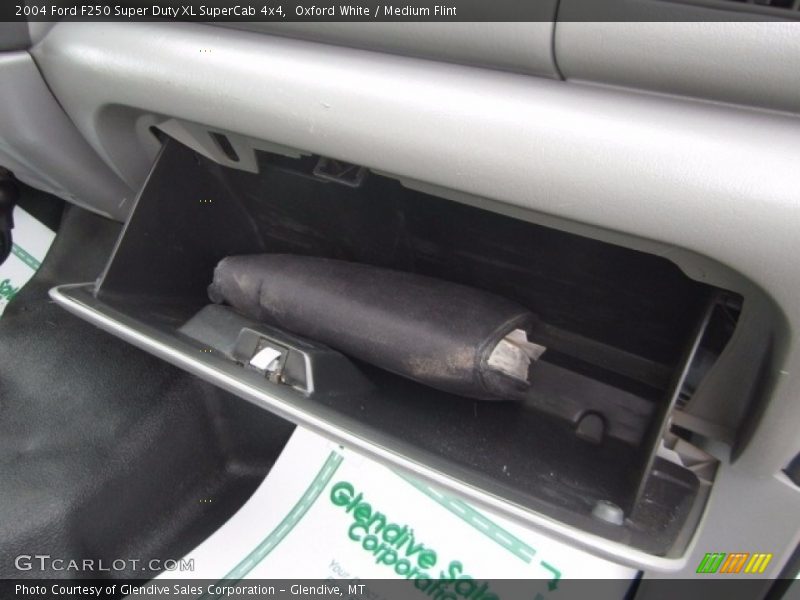 Oxford White / Medium Flint 2004 Ford F250 Super Duty XL SuperCab 4x4