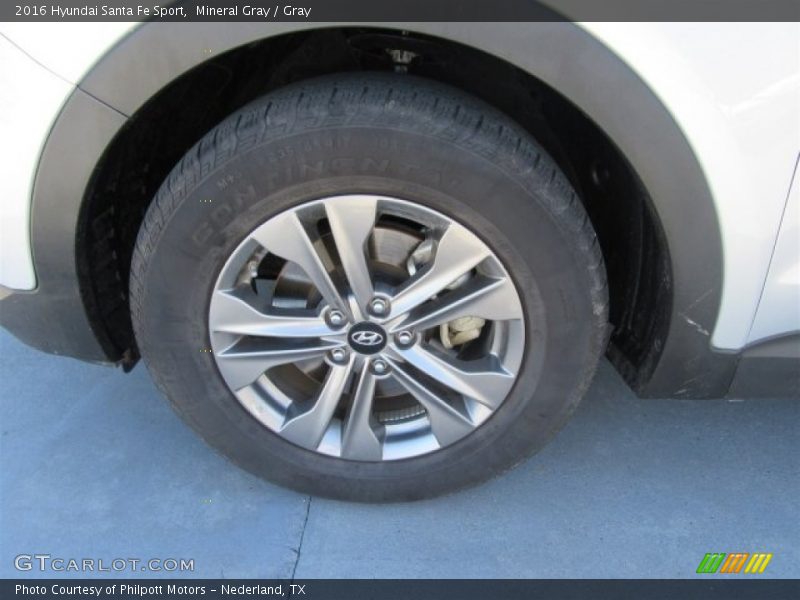 Mineral Gray / Gray 2016 Hyundai Santa Fe Sport