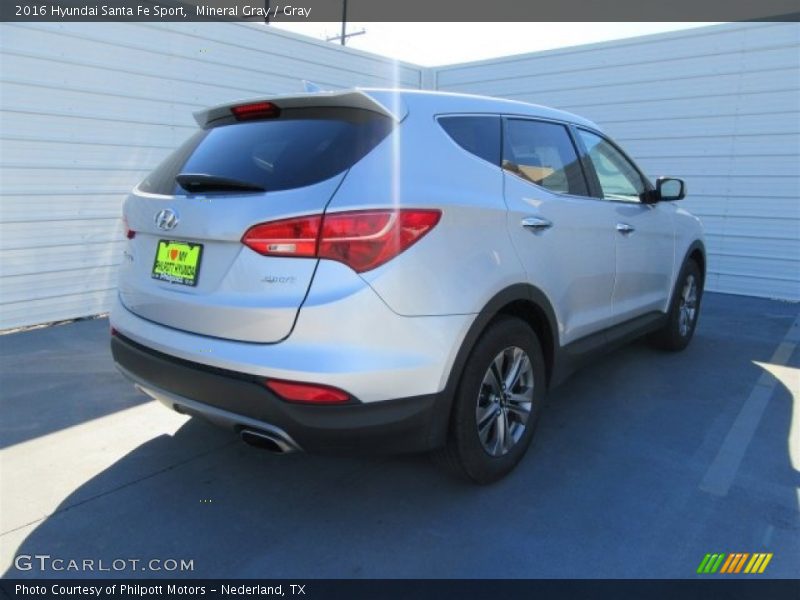 Mineral Gray / Gray 2016 Hyundai Santa Fe Sport