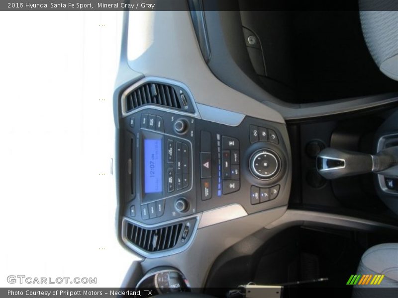 Mineral Gray / Gray 2016 Hyundai Santa Fe Sport
