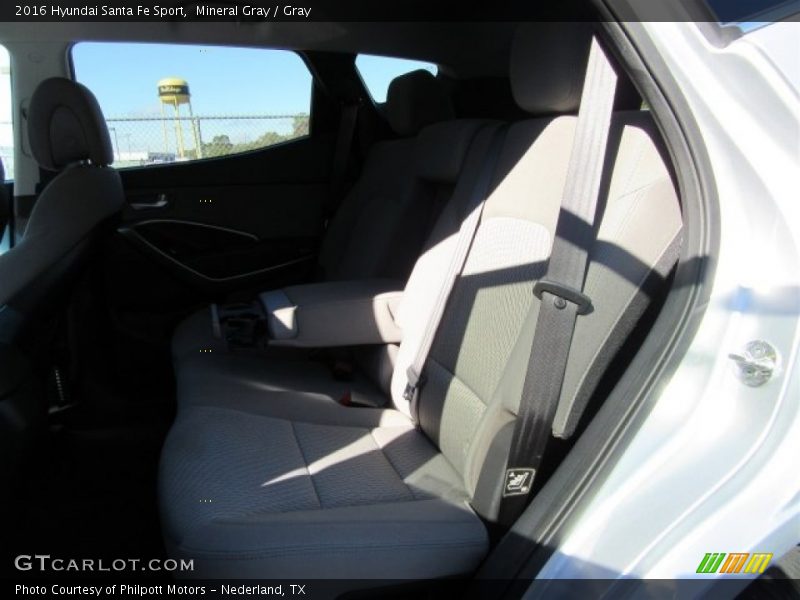 Mineral Gray / Gray 2016 Hyundai Santa Fe Sport