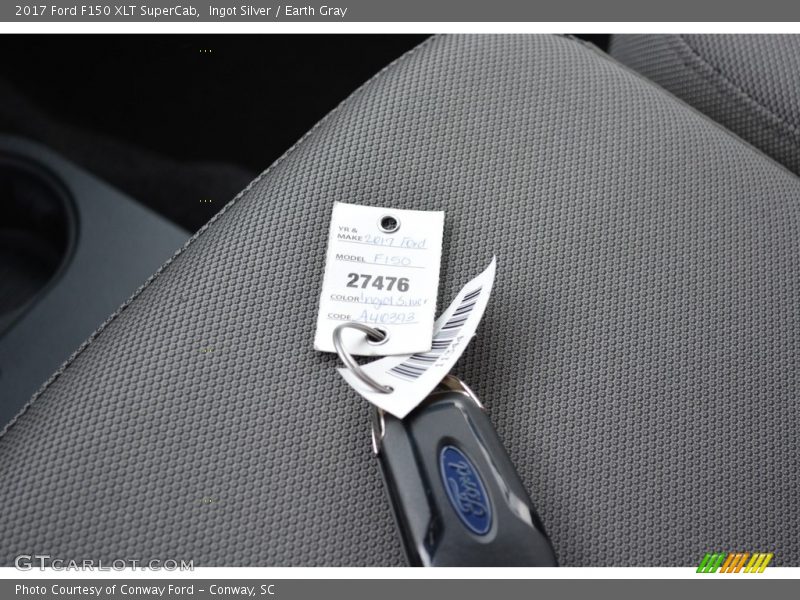 Ingot Silver / Earth Gray 2017 Ford F150 XLT SuperCab