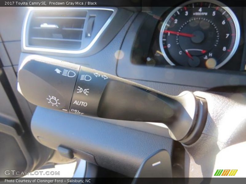 Predawn Gray Mica / Black 2017 Toyota Camry SE