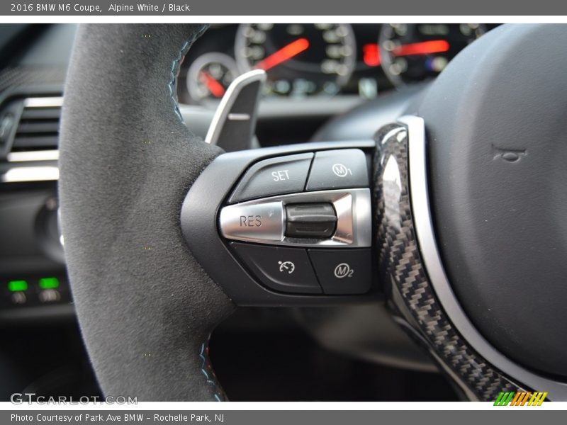 Controls of 2016 M6 Coupe