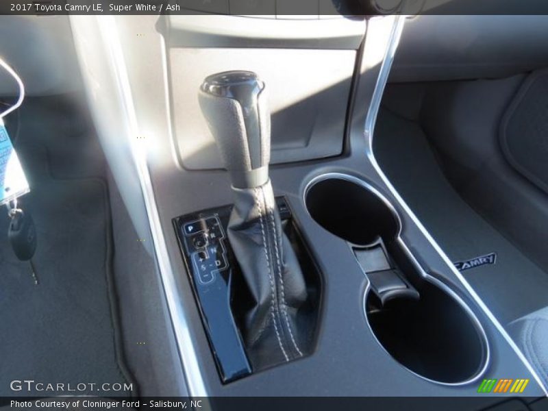 Super White / Ash 2017 Toyota Camry LE
