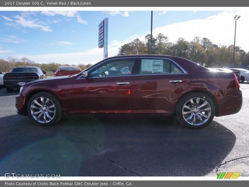 Velvet Red / Black/Linen 2017 Chrysler 300 C