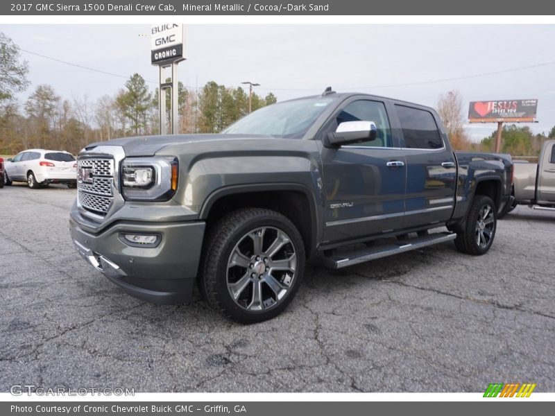 Mineral Metallic / Cocoa/­Dark Sand 2017 GMC Sierra 1500 Denali Crew Cab