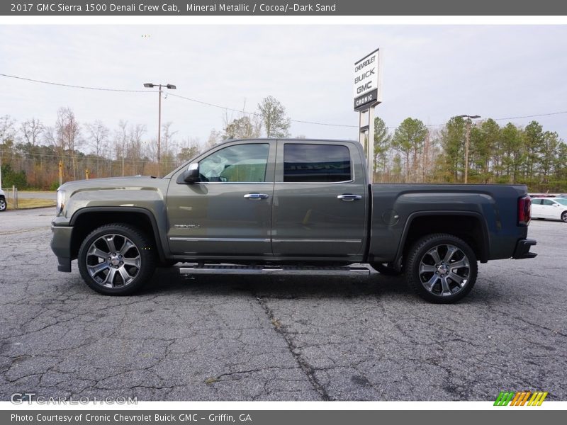 Mineral Metallic / Cocoa/­Dark Sand 2017 GMC Sierra 1500 Denali Crew Cab
