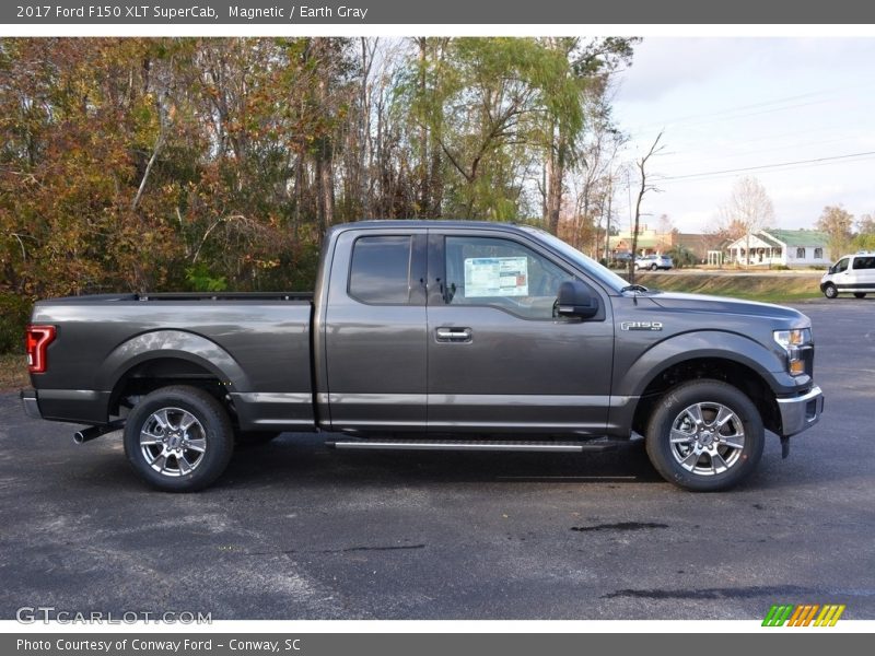 Magnetic / Earth Gray 2017 Ford F150 XLT SuperCab
