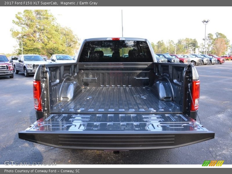 Magnetic / Earth Gray 2017 Ford F150 XLT SuperCab