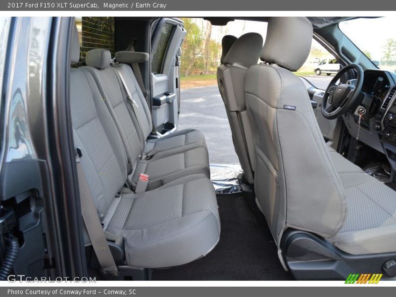 Magnetic / Earth Gray 2017 Ford F150 XLT SuperCab