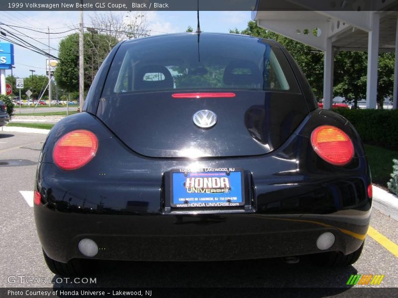 Black / Black 1999 Volkswagen New Beetle GLS Coupe