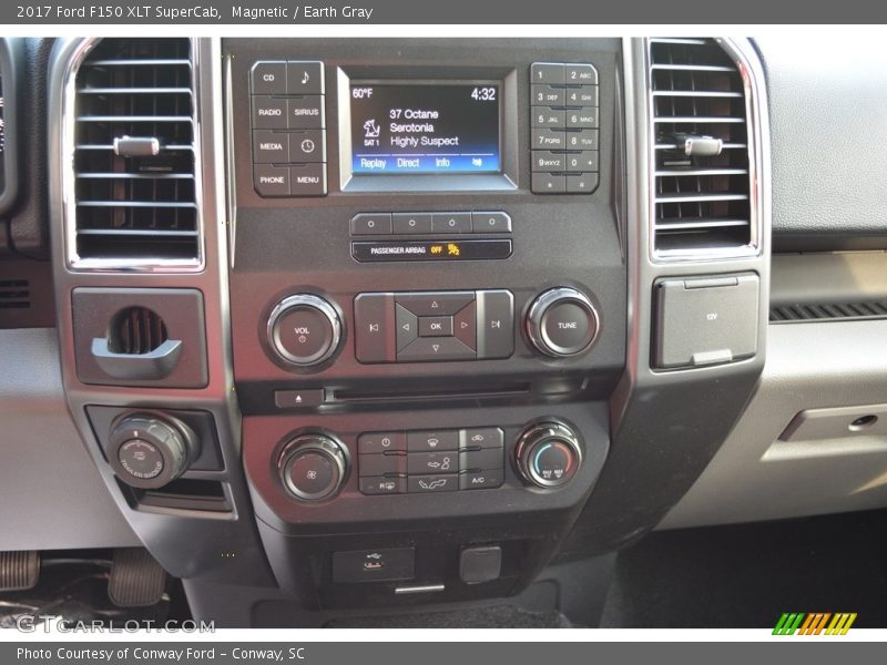 Magnetic / Earth Gray 2017 Ford F150 XLT SuperCab