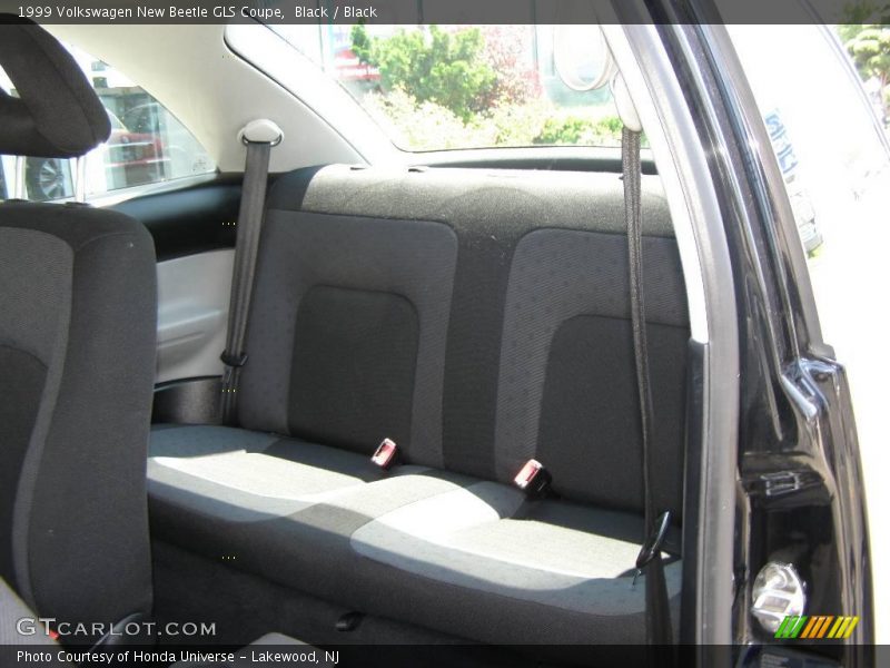 Black / Black 1999 Volkswagen New Beetle GLS Coupe