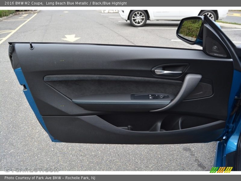 Door Panel of 2016 M2 Coupe