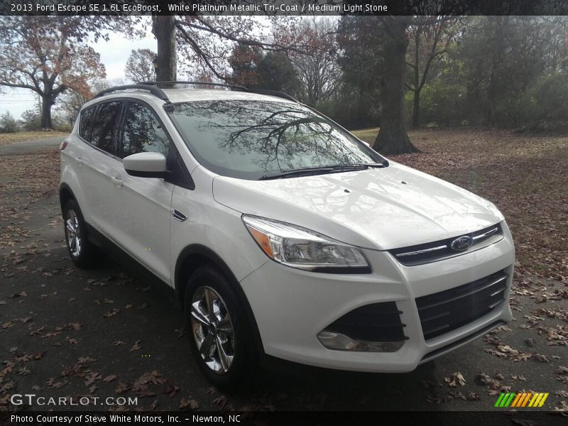 White Platinum Metallic Tri-Coat / Medium Light Stone 2013 Ford Escape SE 1.6L EcoBoost