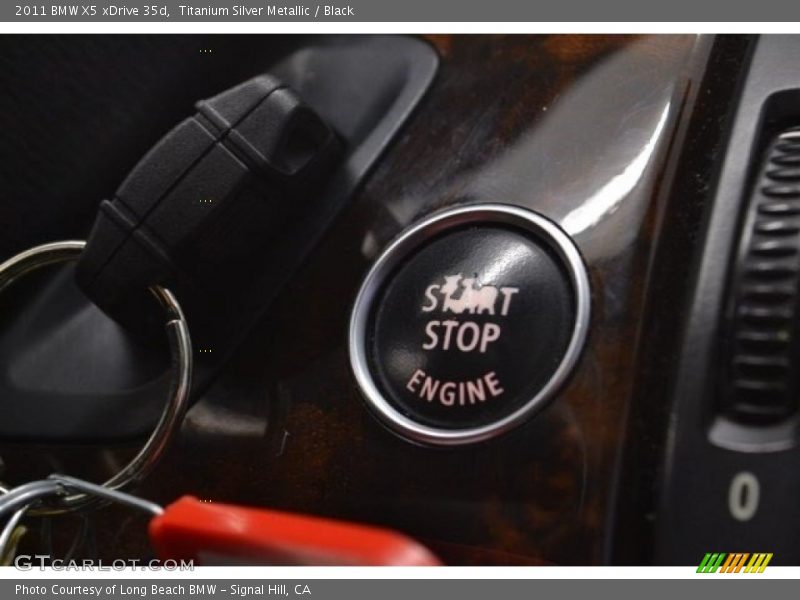 Titanium Silver Metallic / Black 2011 BMW X5 xDrive 35d