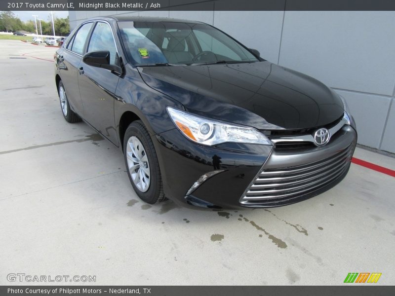 Midnight Black Metallic / Ash 2017 Toyota Camry LE