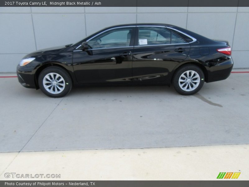 Midnight Black Metallic / Ash 2017 Toyota Camry LE