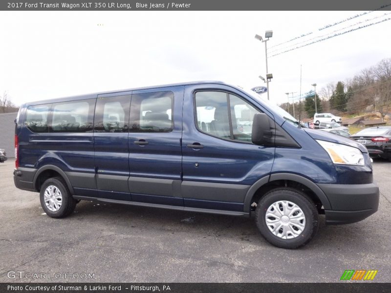 Front 3/4 View of 2017 Transit Wagon XLT 350 LR Long