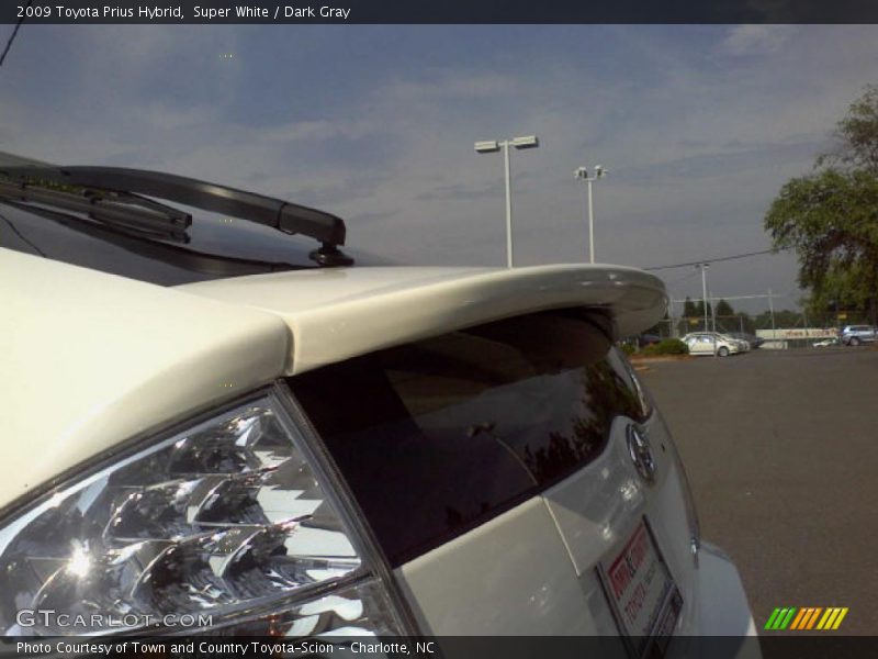 Super White / Dark Gray 2009 Toyota Prius Hybrid