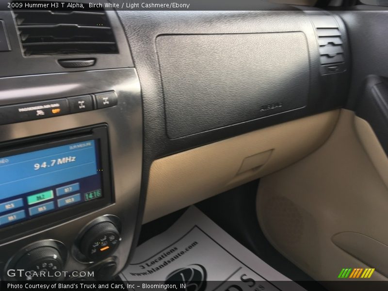 Birch White / Light Cashmere/Ebony 2009 Hummer H3 T Alpha