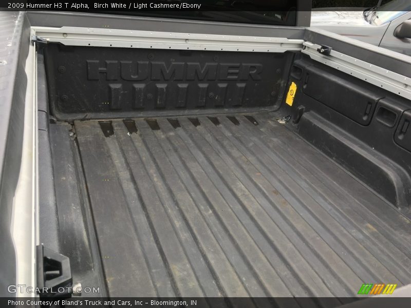 Birch White / Light Cashmere/Ebony 2009 Hummer H3 T Alpha