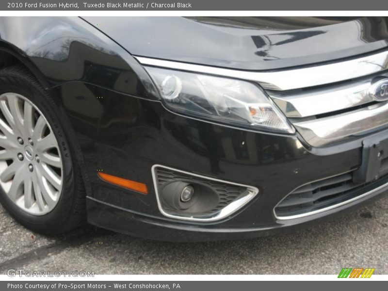 Tuxedo Black Metallic / Charcoal Black 2010 Ford Fusion Hybrid