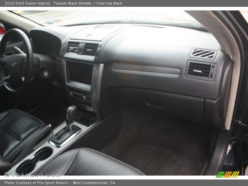 Tuxedo Black Metallic / Charcoal Black 2010 Ford Fusion Hybrid