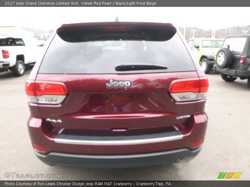 Velvet Red Pearl / Black/Light Frost Beige 2017 Jeep Grand Cherokee Limited 4x4