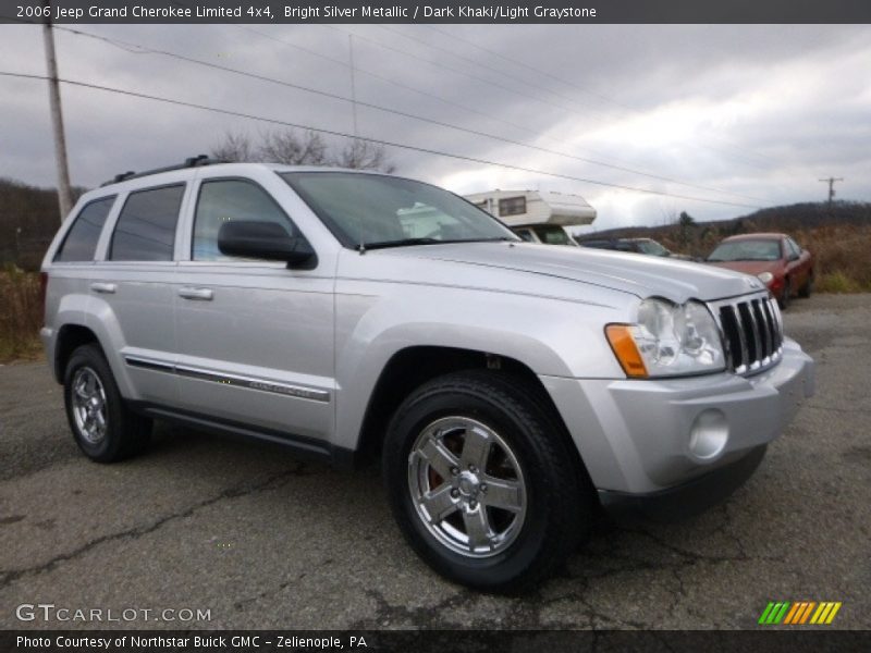 Bright Silver Metallic / Dark Khaki/Light Graystone 2006 Jeep Grand Cherokee Limited 4x4