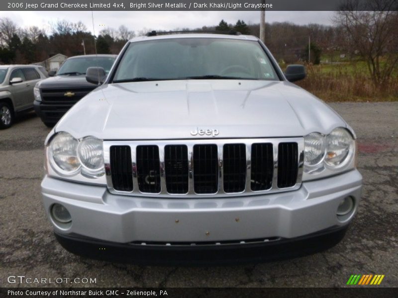 Bright Silver Metallic / Dark Khaki/Light Graystone 2006 Jeep Grand Cherokee Limited 4x4