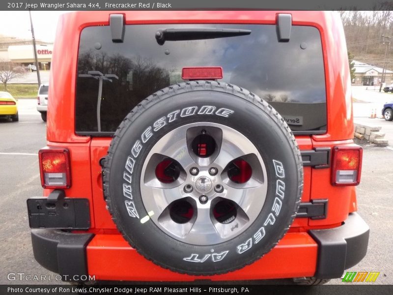 Firecracker Red / Black 2017 Jeep Wrangler Sahara 4x4