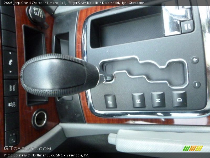 Bright Silver Metallic / Dark Khaki/Light Graystone 2006 Jeep Grand Cherokee Limited 4x4