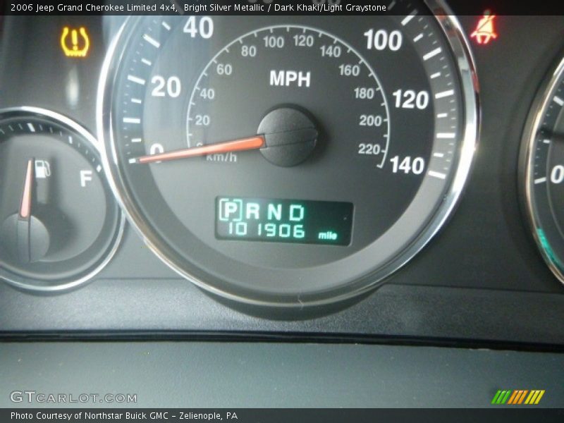 Bright Silver Metallic / Dark Khaki/Light Graystone 2006 Jeep Grand Cherokee Limited 4x4