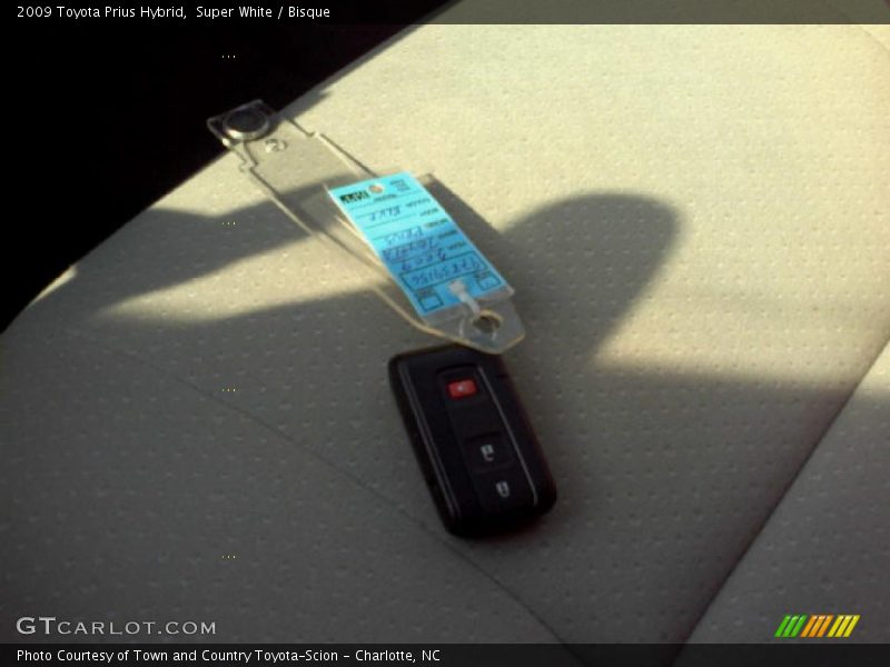 Super White / Bisque 2009 Toyota Prius Hybrid