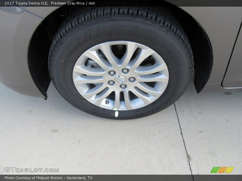 Predawn Gray Mica / Ash 2017 Toyota Sienna XLE