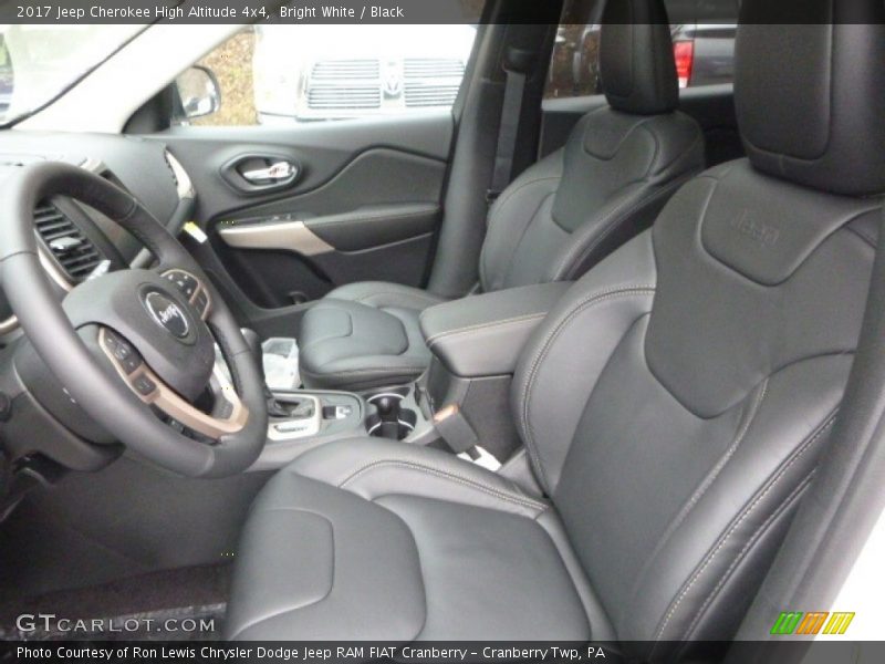 Bright White / Black 2017 Jeep Cherokee High Altitude 4x4