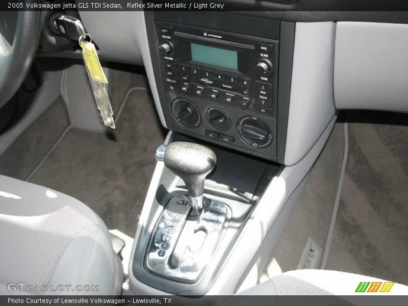 Reflex Silver Metallic / Light Grey 2005 Volkswagen Jetta GLS TDI Sedan