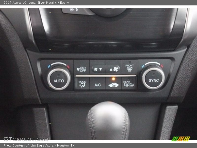 Lunar Silver Metallic / Ebony 2017 Acura ILX